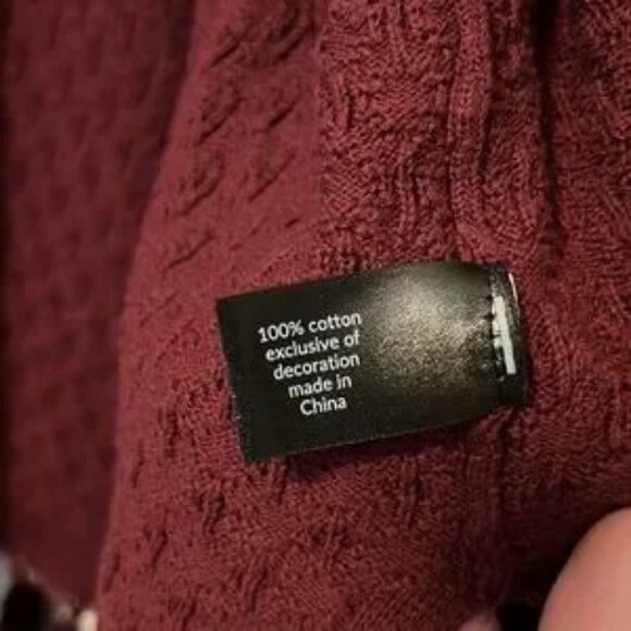 LANE Bryant maroon tasseled poncho size 14/20 - Picture 3 of 4